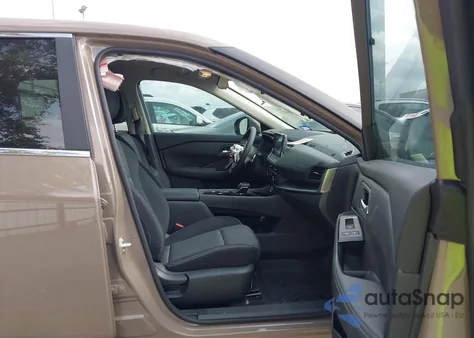 2025 Nissan Rogue Sv Fwd из США, поврежденный, VIN 5N1BT3BA2SC674557